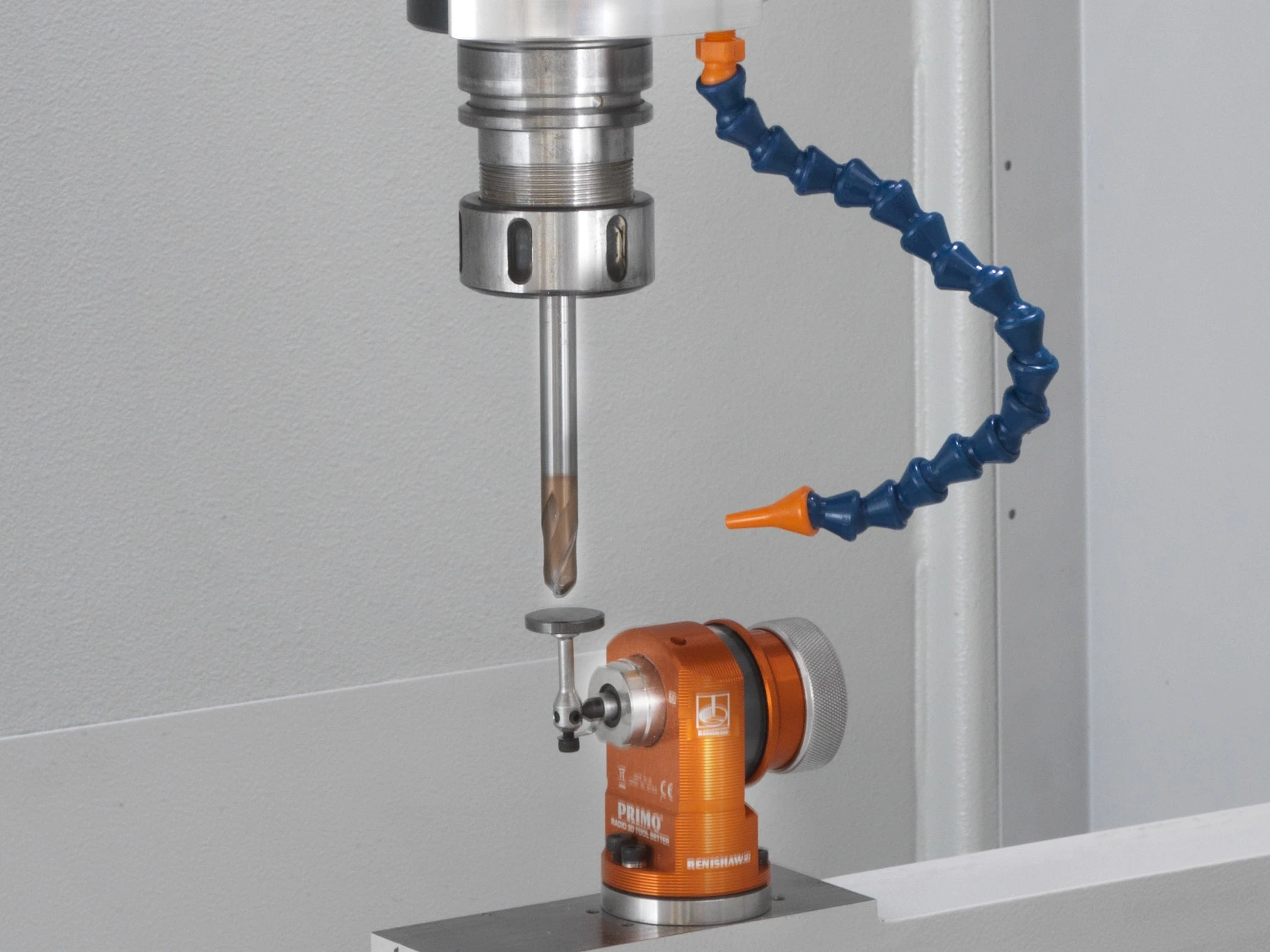 ;Meranie sondou: Explora Multi Up M C od spoločnosti Biesse je vybavená pokročilými systémami prednastavení a sond pre zvýšenie presnosti a efektivity obrábacích operácií.