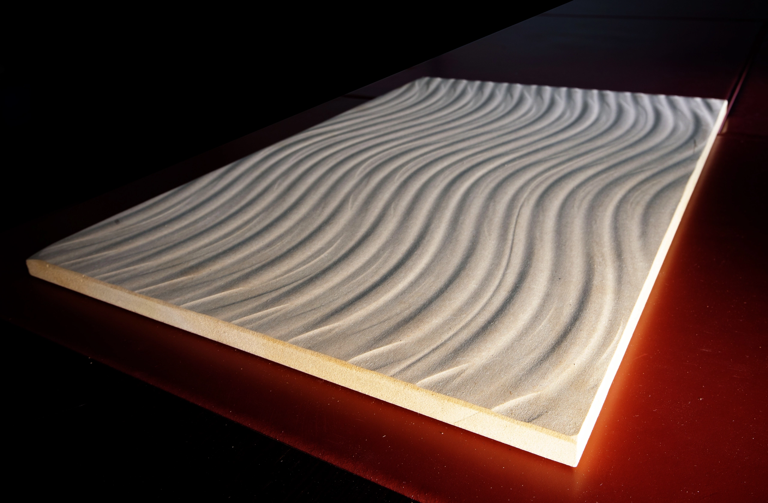 ;Špeciálne povrchové efekty: Široká škála riešení umožňuje dosiahnuť mnoho individuálnych povrchových efektov.