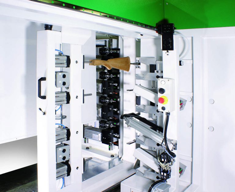 ;Integrované obrábacie jednotky – umožňujú kombináciu viacerých výrobných operácií v jednom cykle.