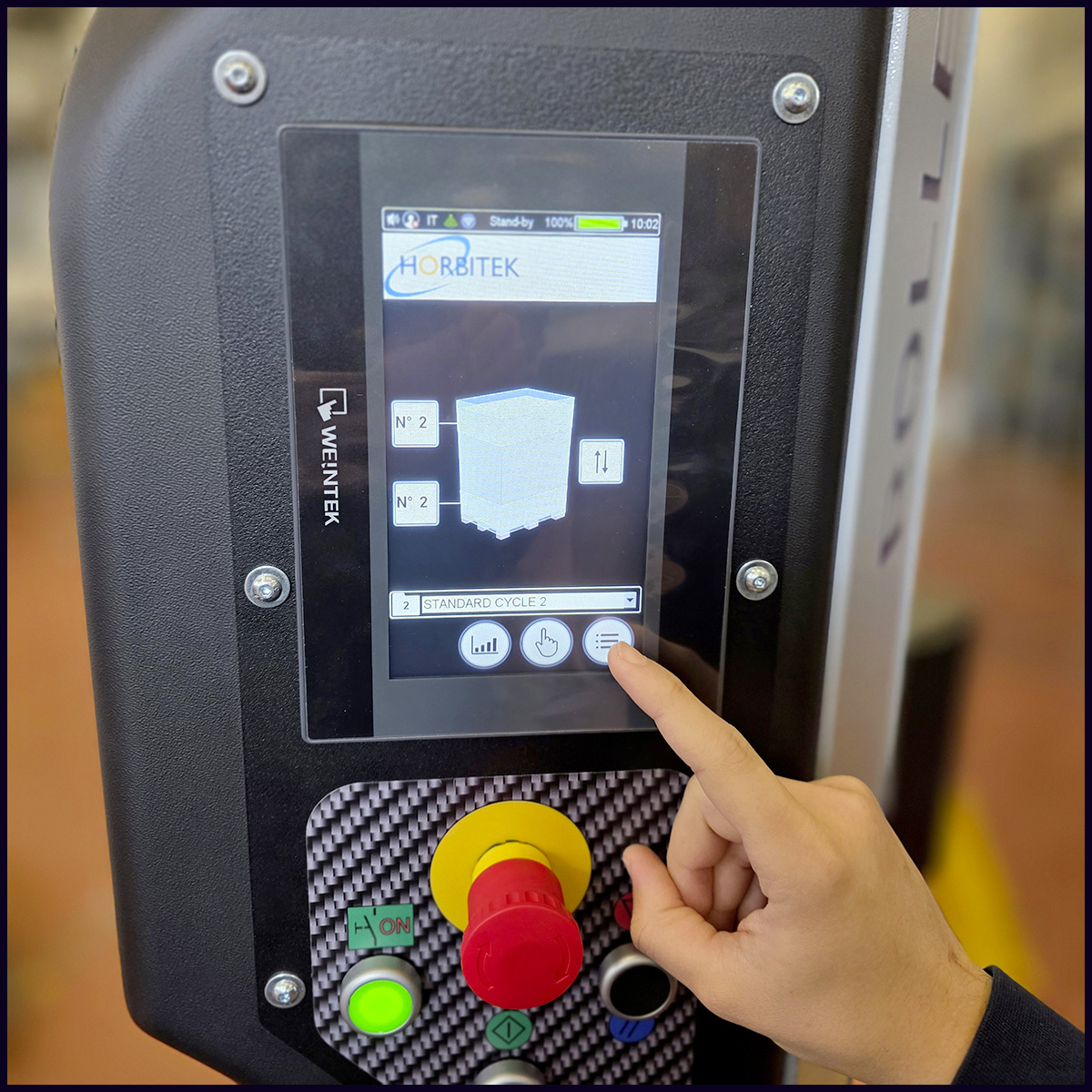 ;Dotykový displej s uloženými programami a možnosťou úprav